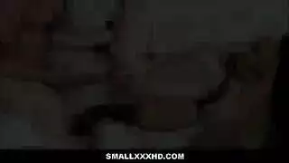 يوميًا: سحاق مثيرة بين شقراء وسمراء في المنزل