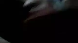 لينا تأخذ الطول إلى الحد الأقصى في مؤخرتها