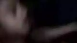 أول جلسة نيك لمراهقة: تقبيل، عبادة أثداء، إيلاج قاسٍ