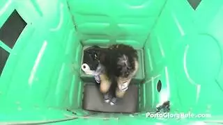 فعل مص علني وإطلاق كميات كبيرة من السائل المنوي من الشباب