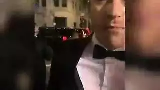 فتاة الملاعين غي غرفة الشخصيات المهمة فتاة غبية